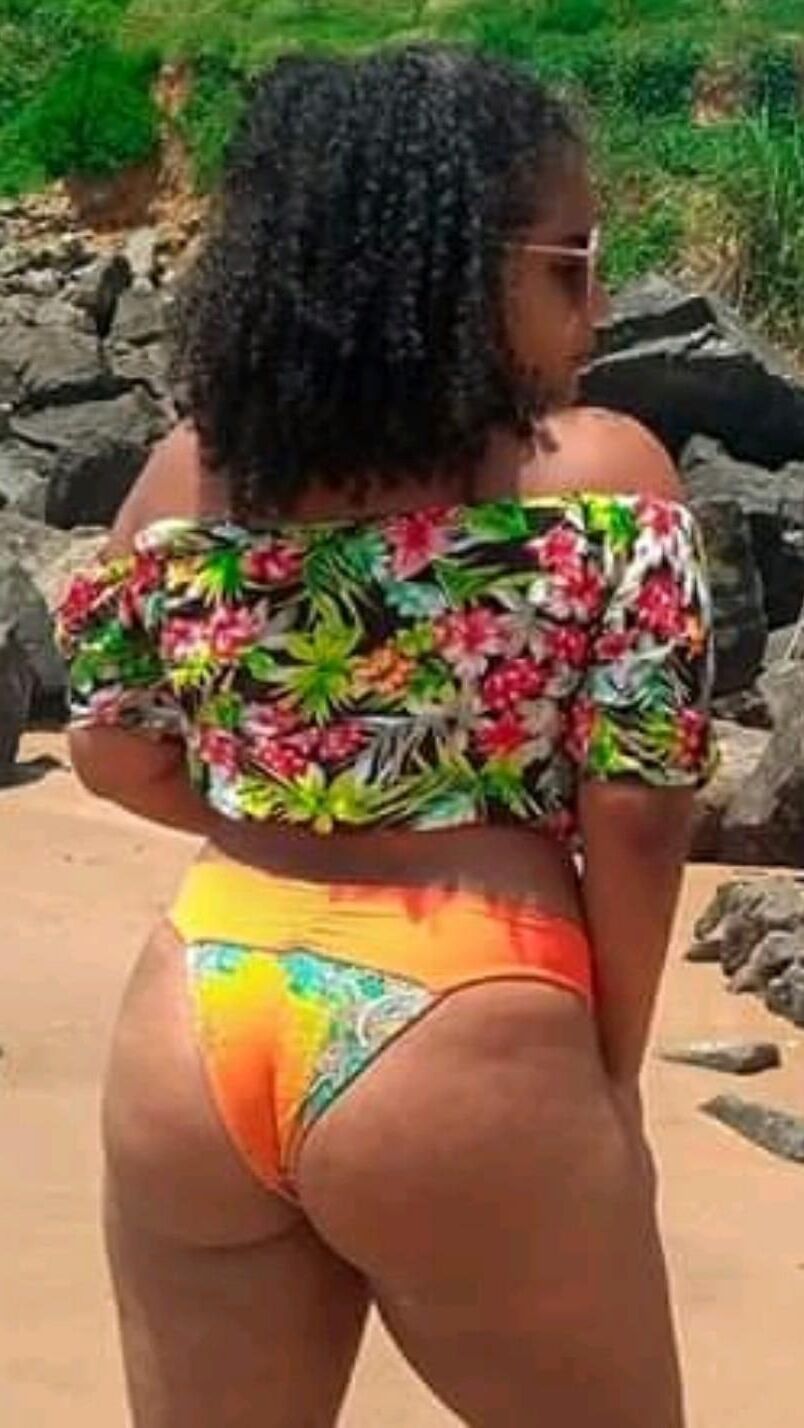 Joana Fat Ass aus Brasilien (nur Arschbilder)