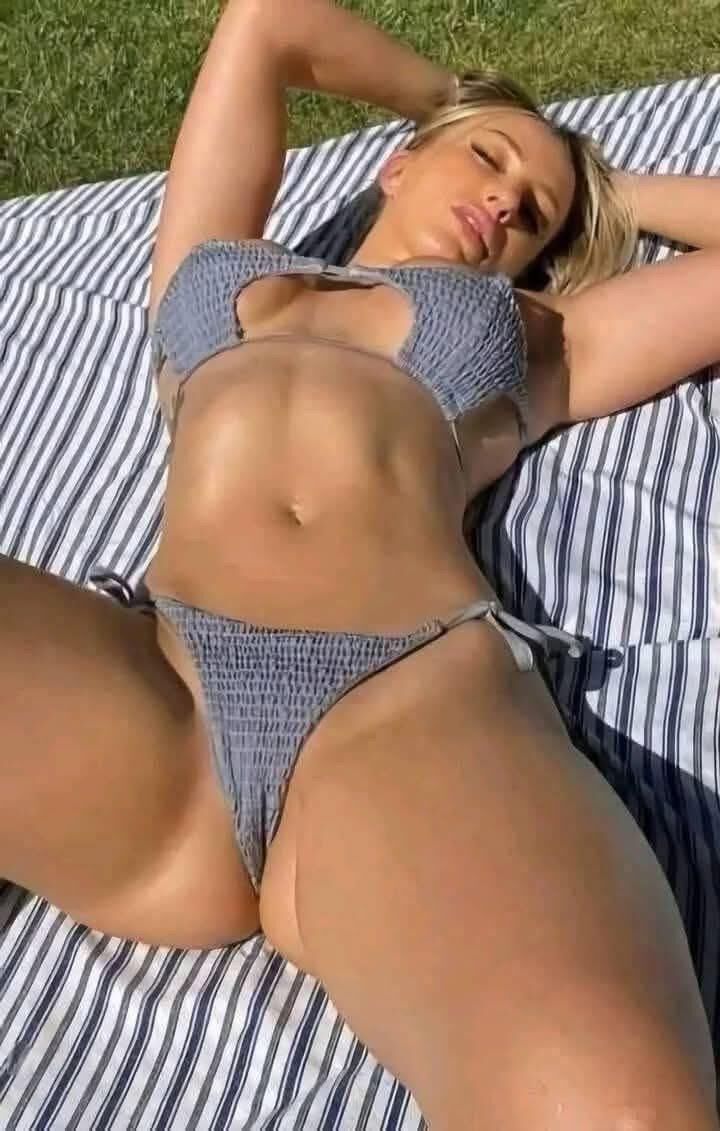 私の舌を激しくする写真