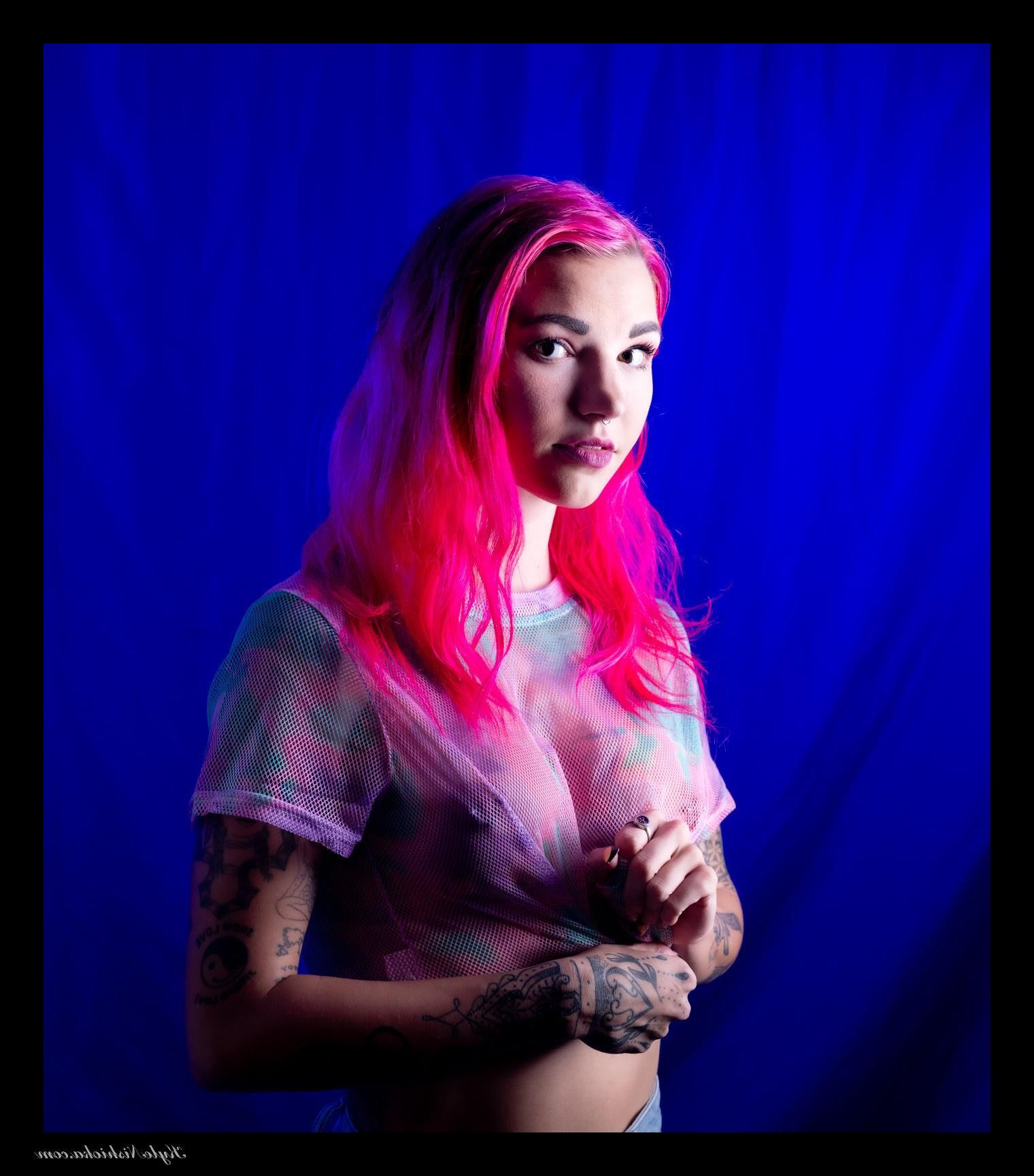 .... ,,, ...... süßer Teen Maddy