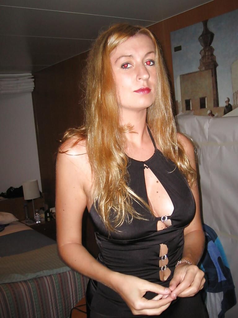 ホットなフランスの熟女のビッグおっぱいキャロラインet sesグロスニコン
