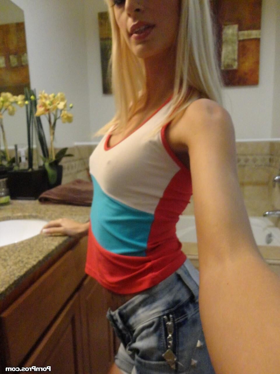 Pro Babes Erica Fontes Skinny Platinum Blonde