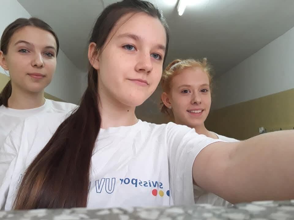Агата, ты маленькая польская шлюха, возьми нашу сперму
