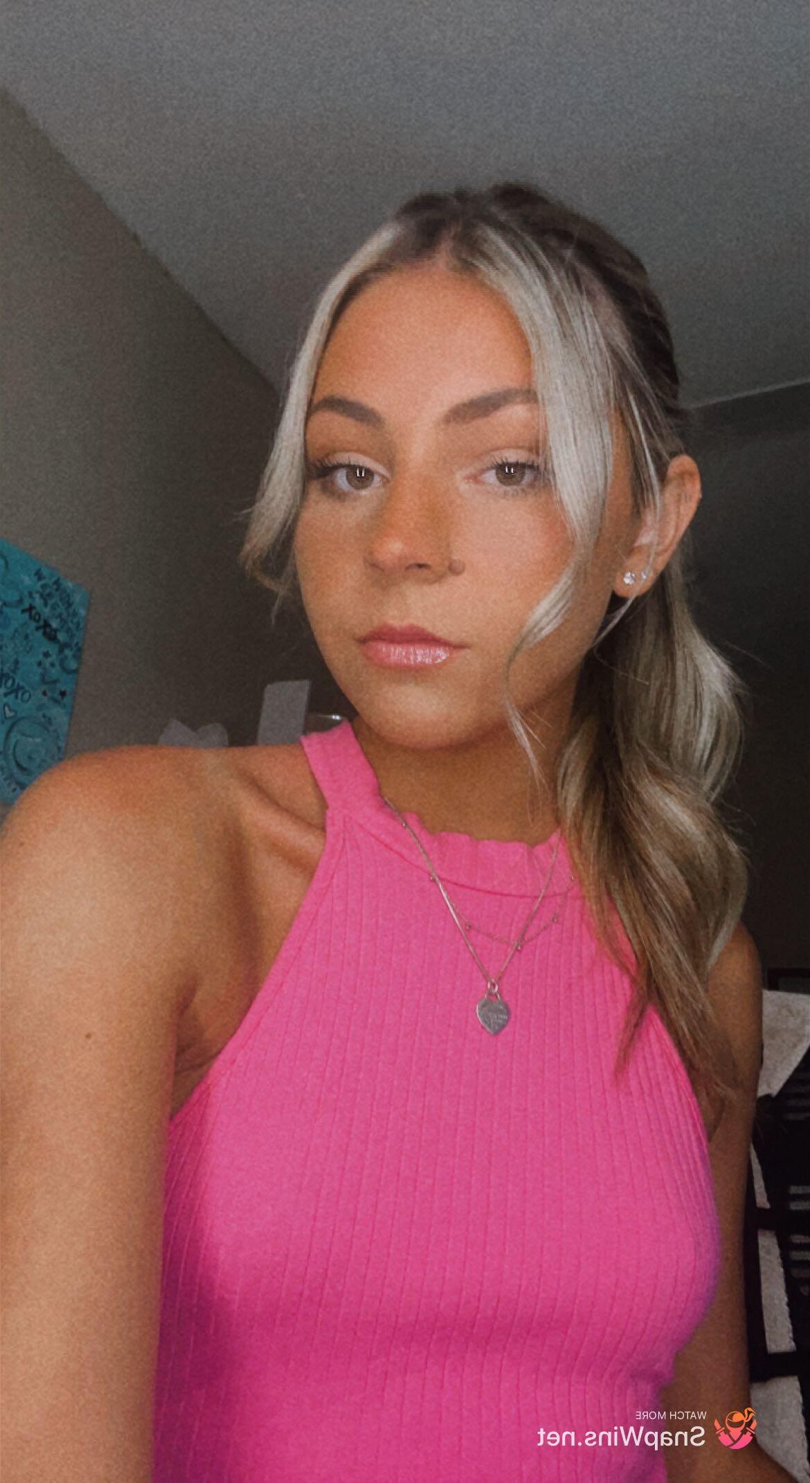 Alyssa night girlfriend from club