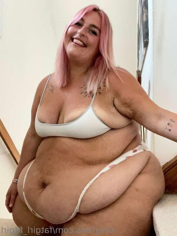 AA Ssbellyqueeen