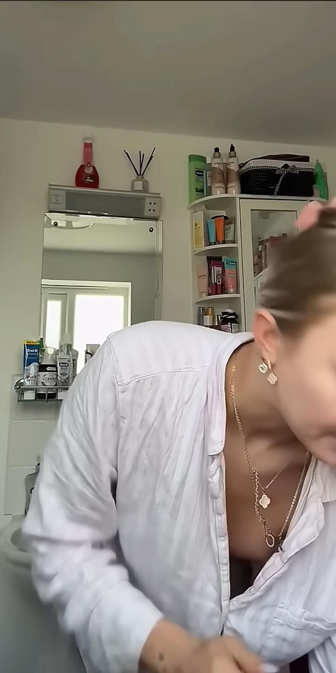 Даунза на YouTube