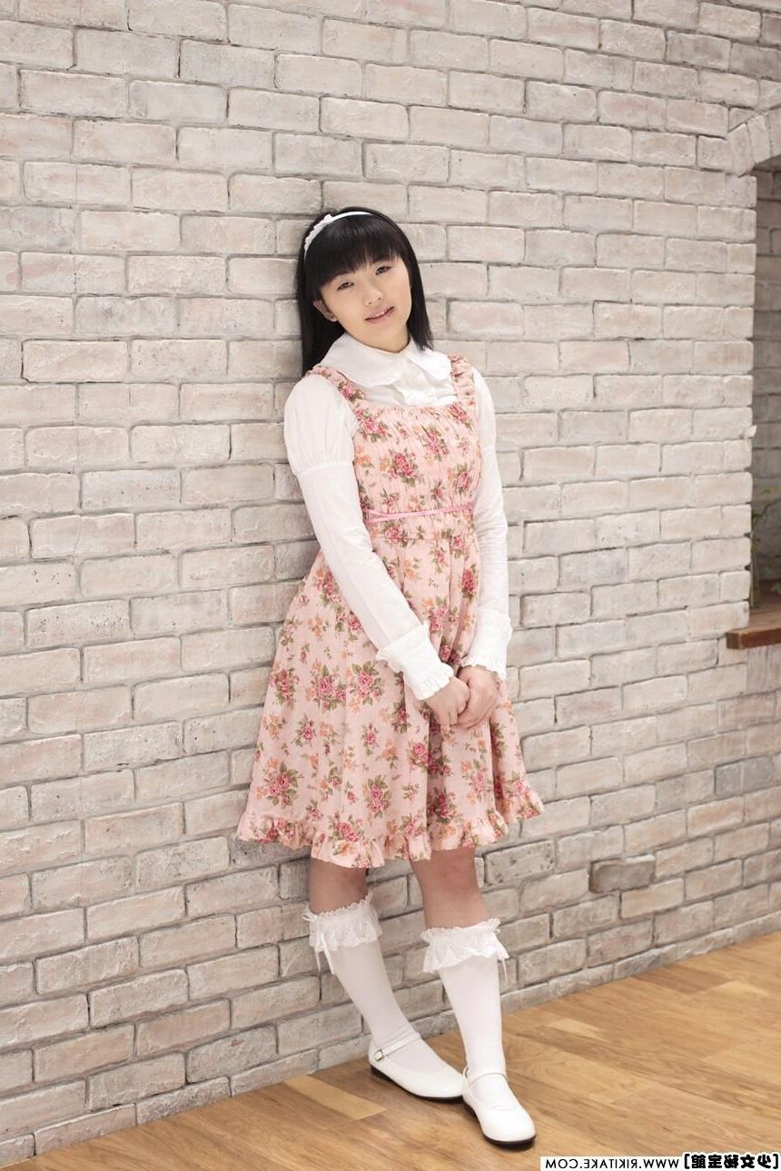Japanisches Nacktmodell Mika Hanai
