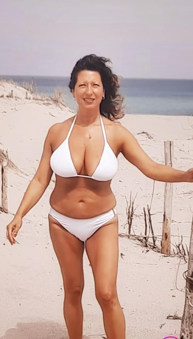 Mûrs et mamies en maillot de bain