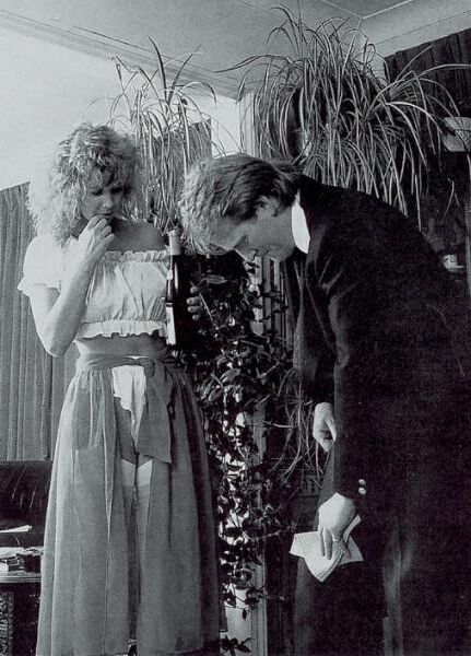Retro -Spanking Februs und Fessee Quenching
