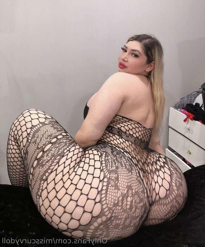 Гигантский лапа MscurvyDoll