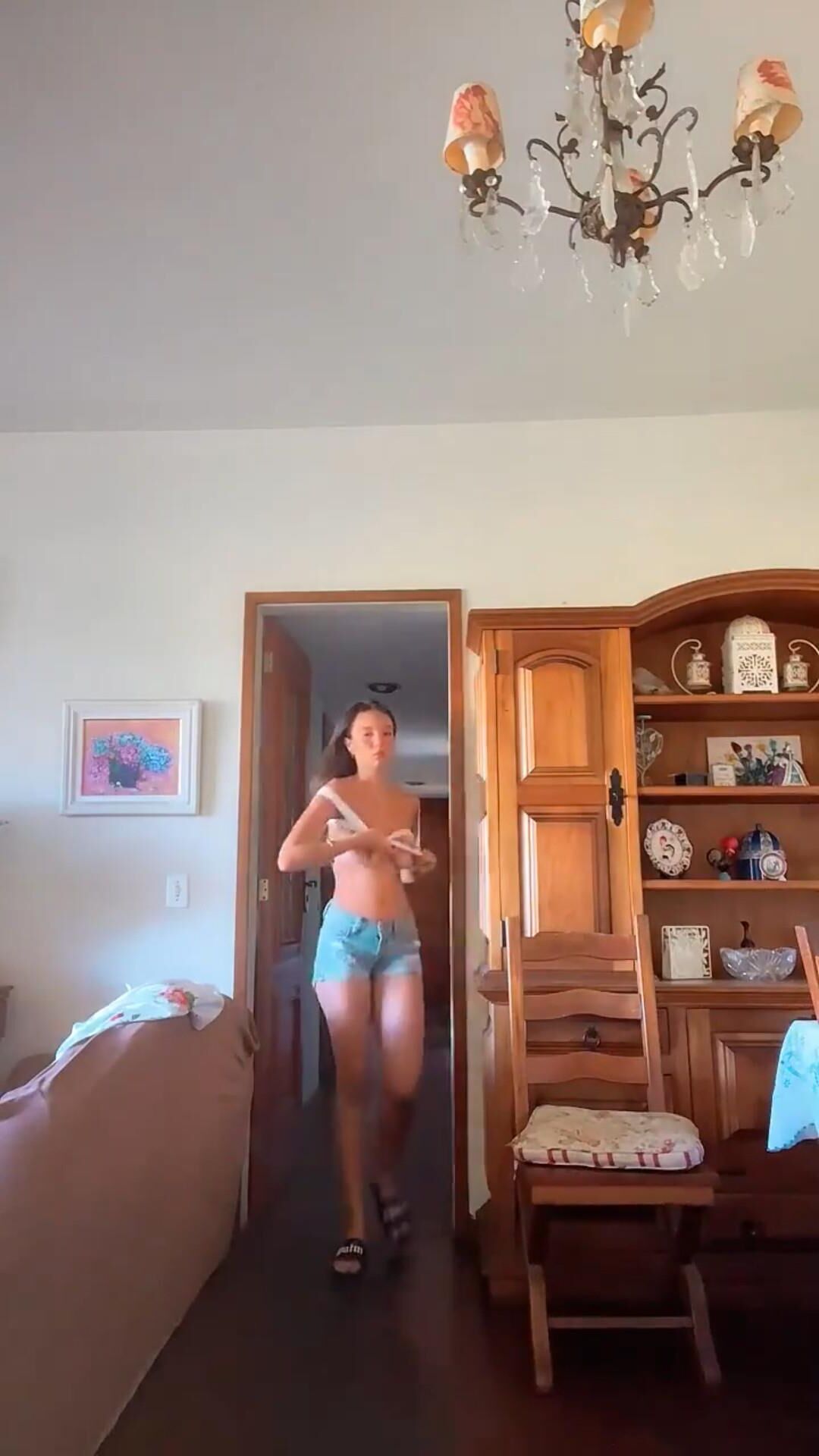 Elle a oublié que son appareil photo était sur