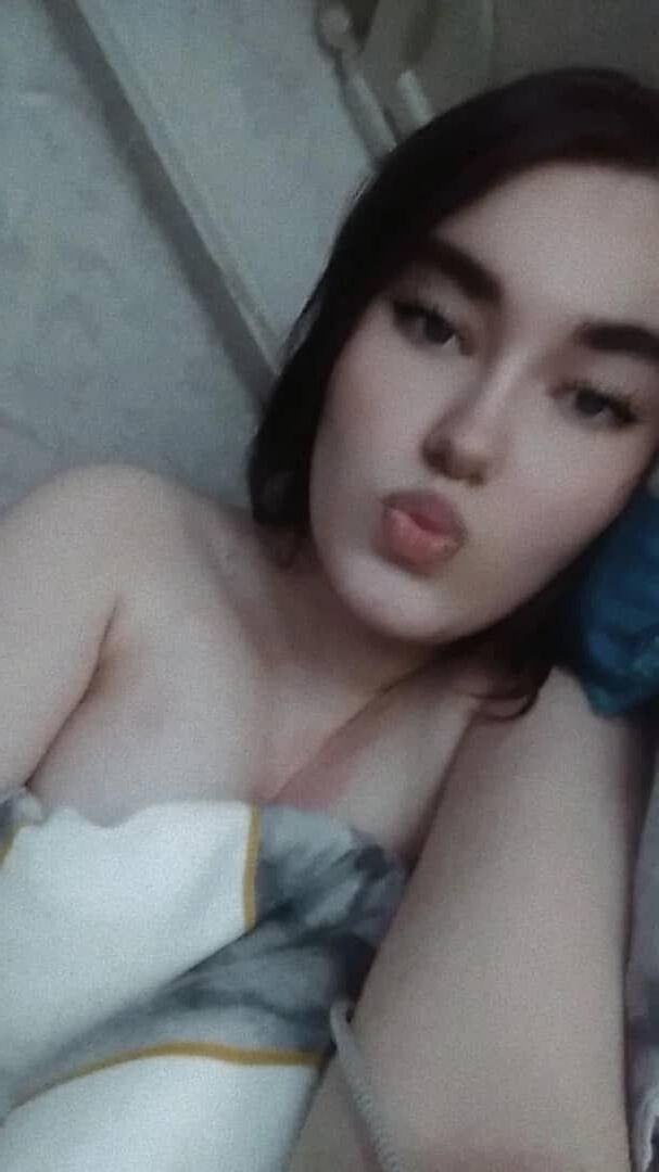 Иранская девушка колледжа