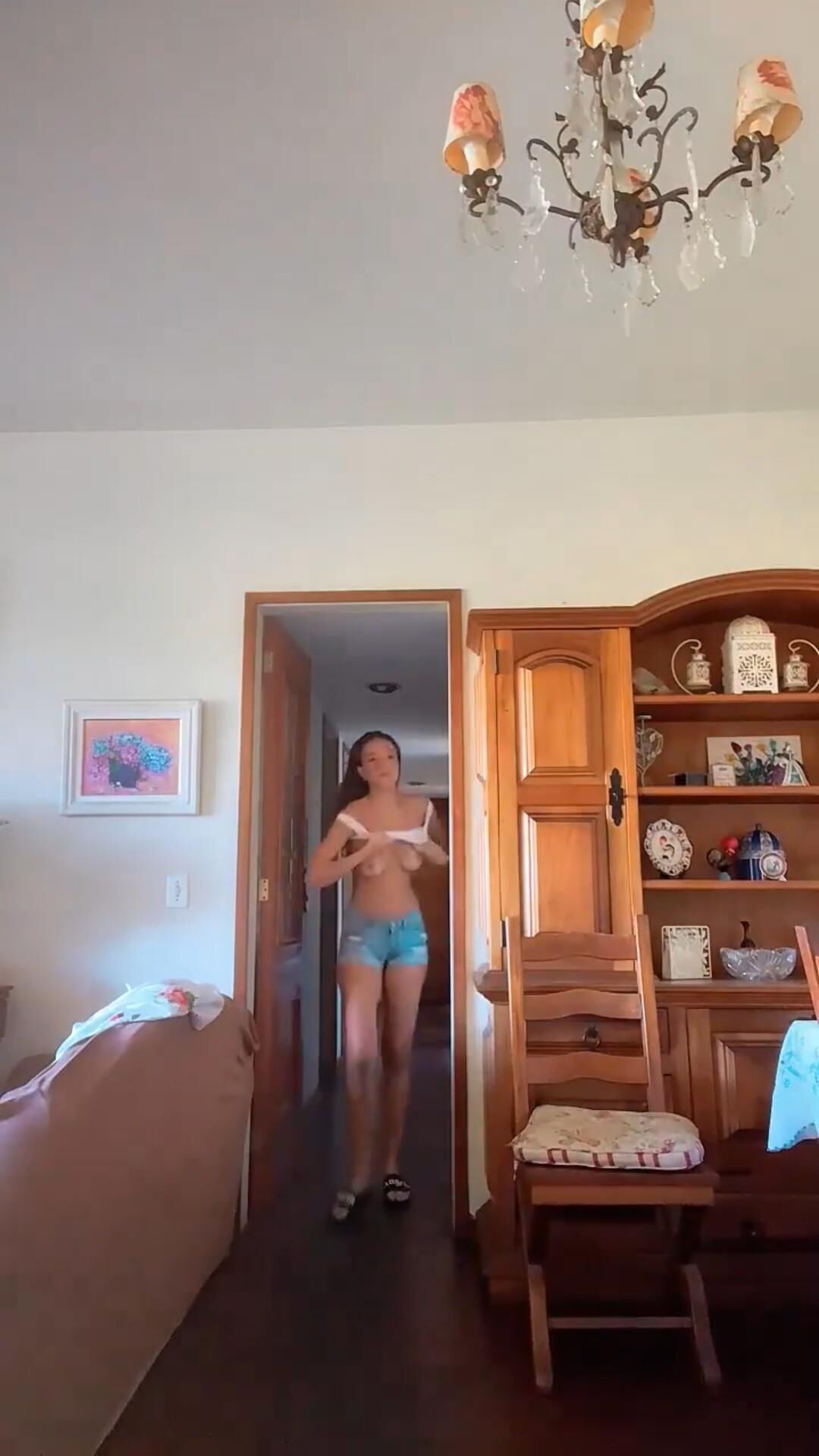Elle a oublié que son appareil photo était sur