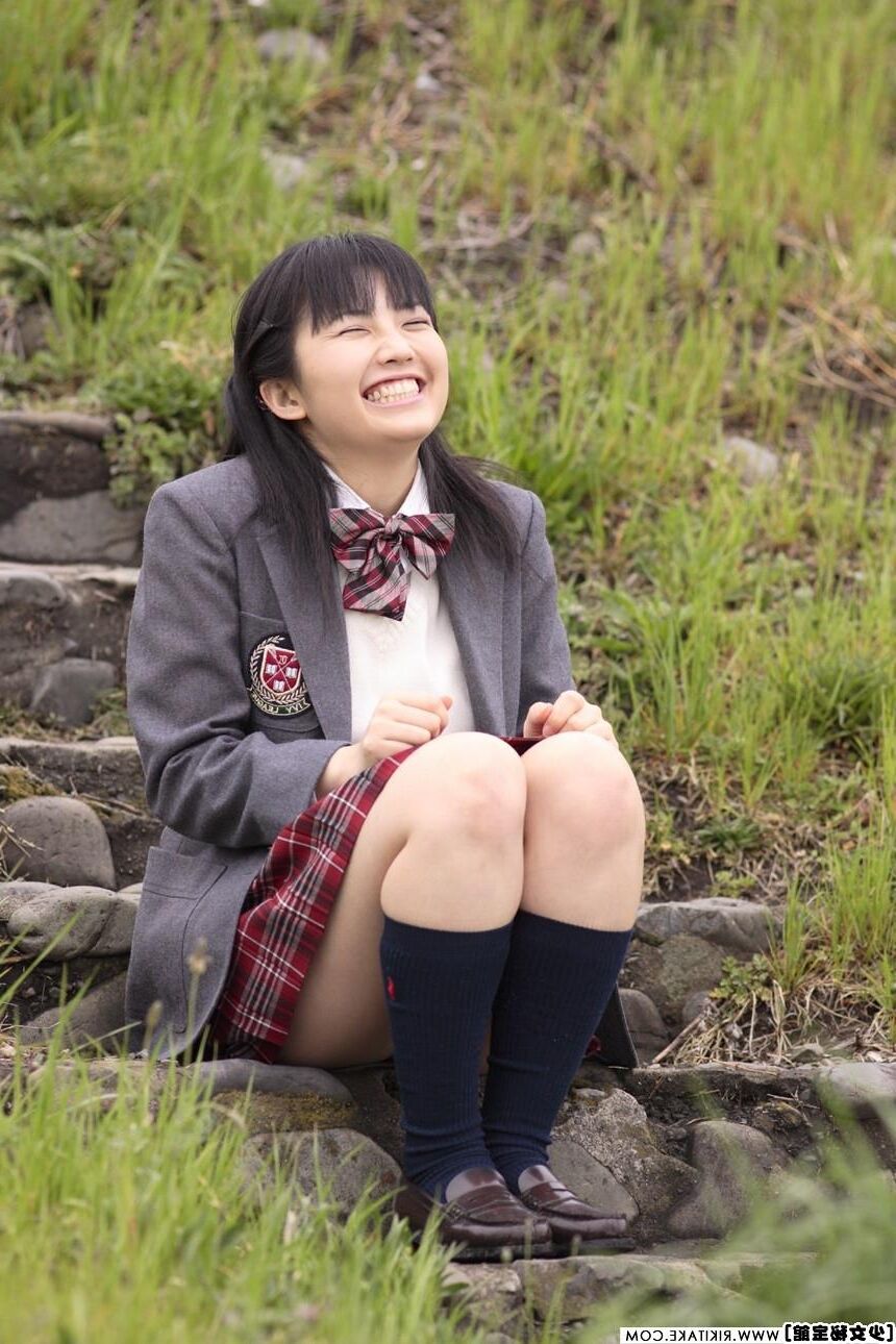 Japanisches Nacktmodell Mika Hanai