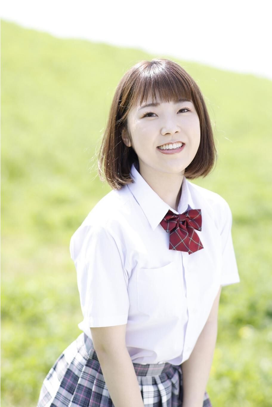 Yuina ogura lindo y sexy cuerpo