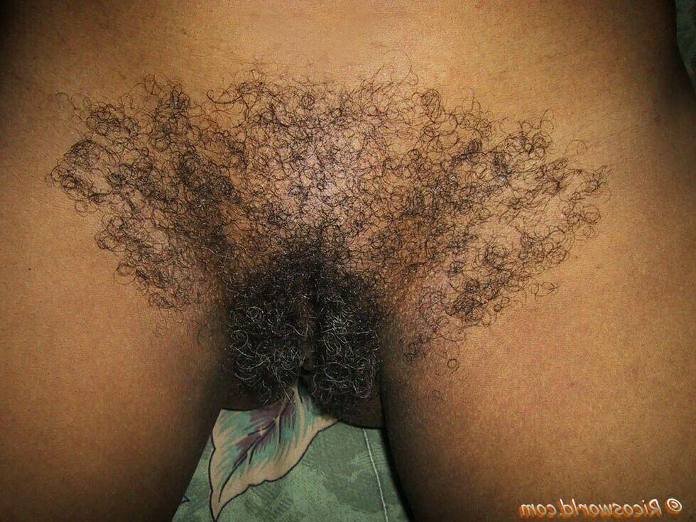 Ricos w grrie poilue mature
