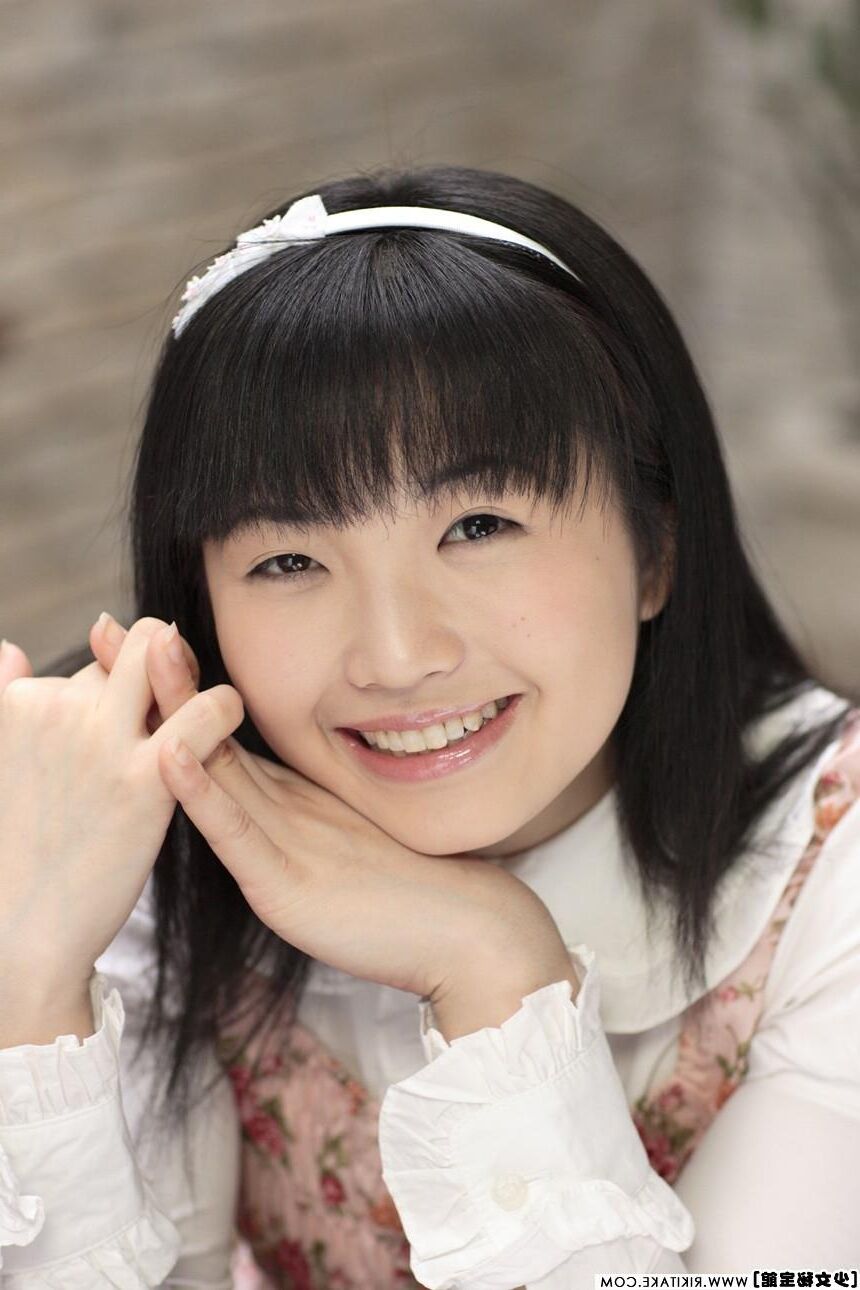 Japanisches Nacktmodell Mika Hanai