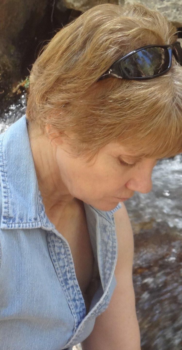 Una verdadera esposa de puta pelirroja