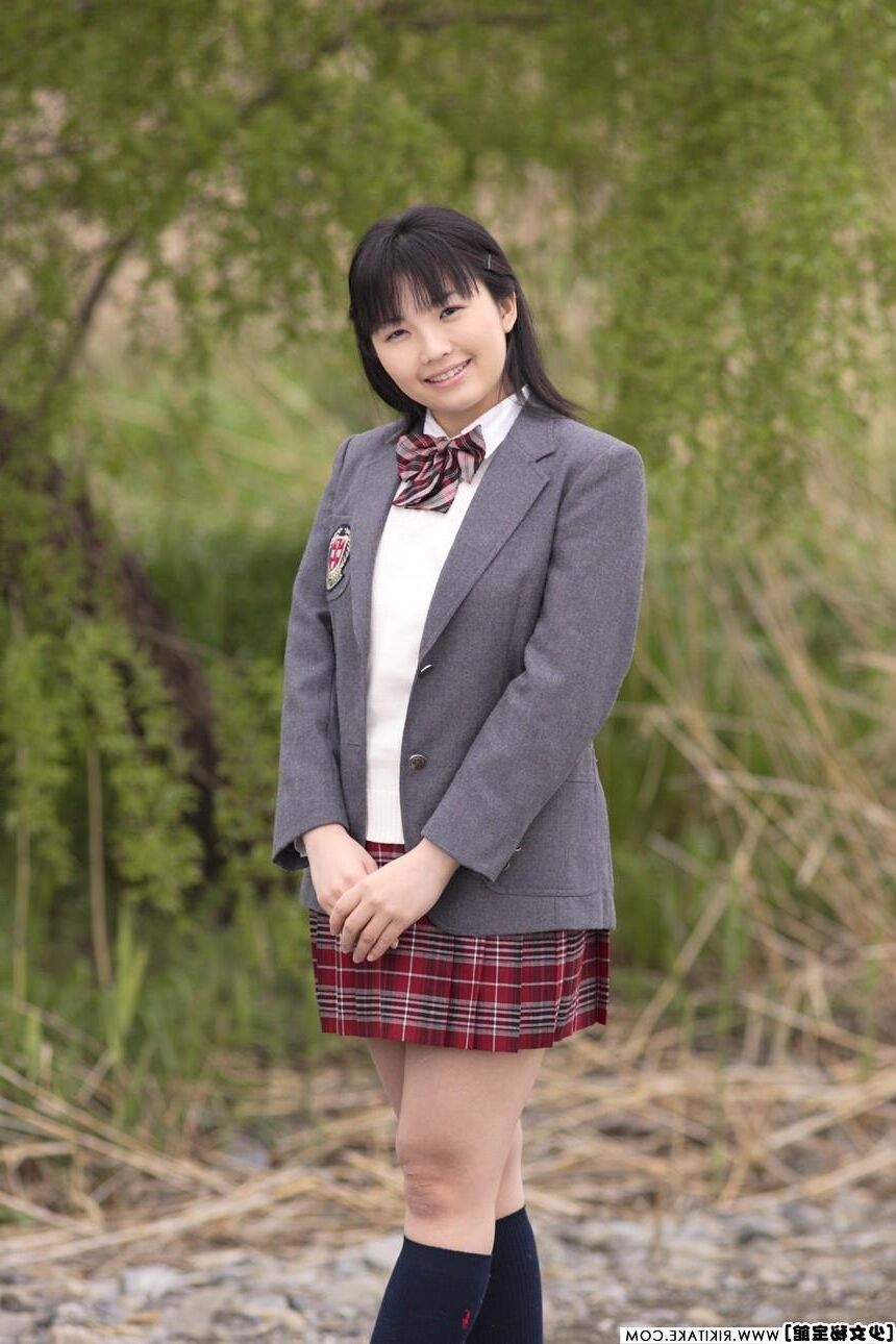 Japanisches Nacktmodell Mika Hanai