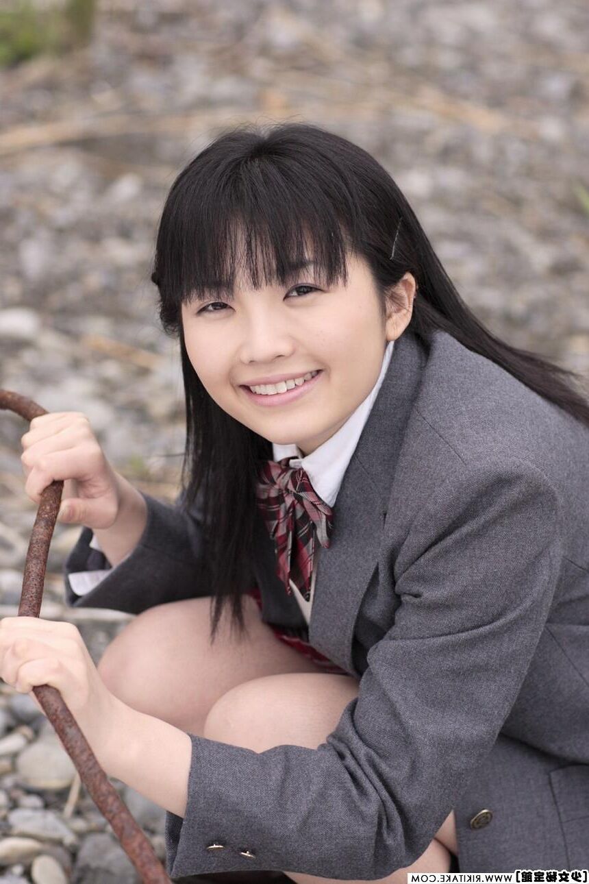 Japanisches Nacktmodell Mika Hanai