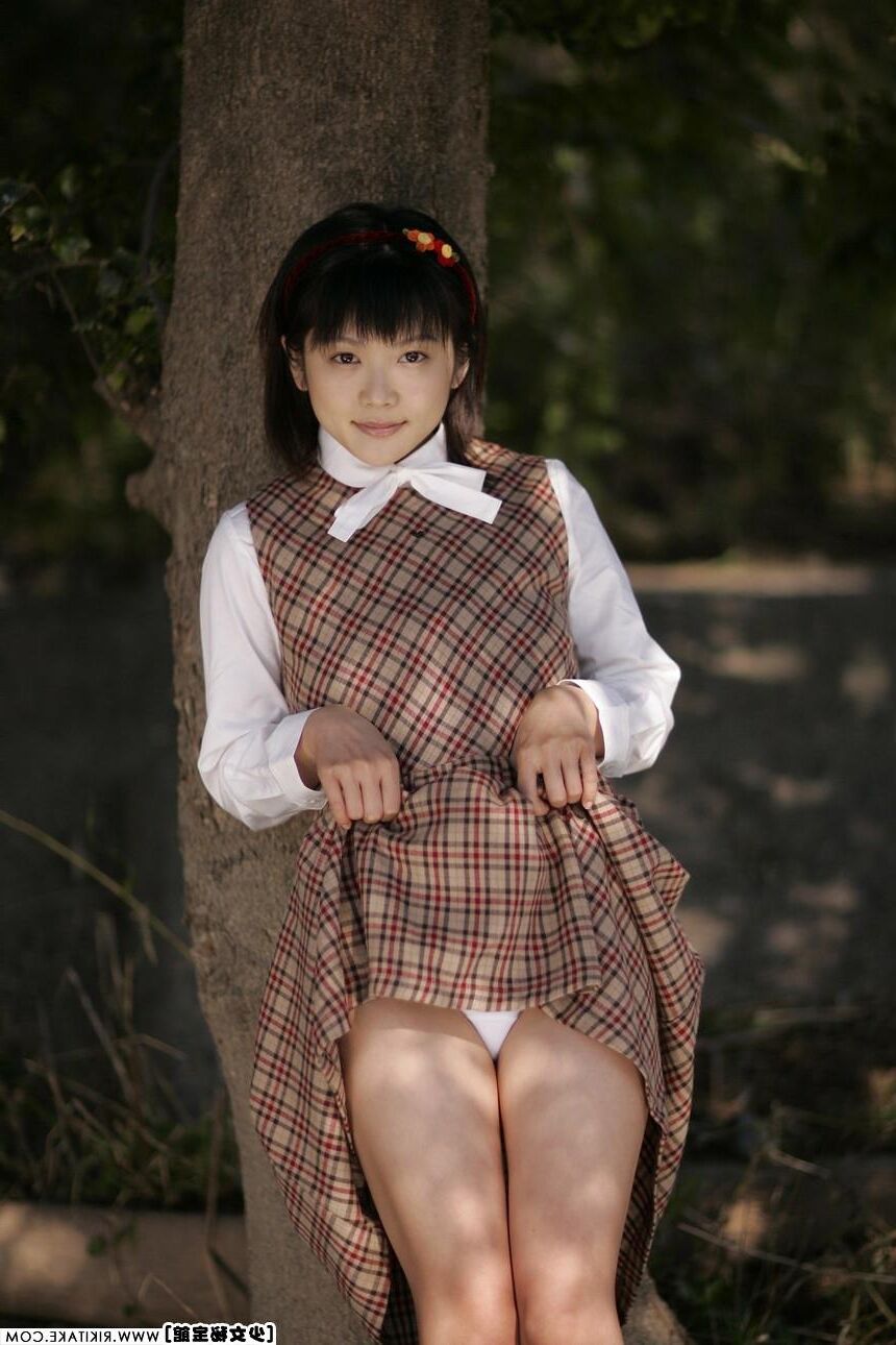 Japanisches Nacktmodell Yuria Hidaka