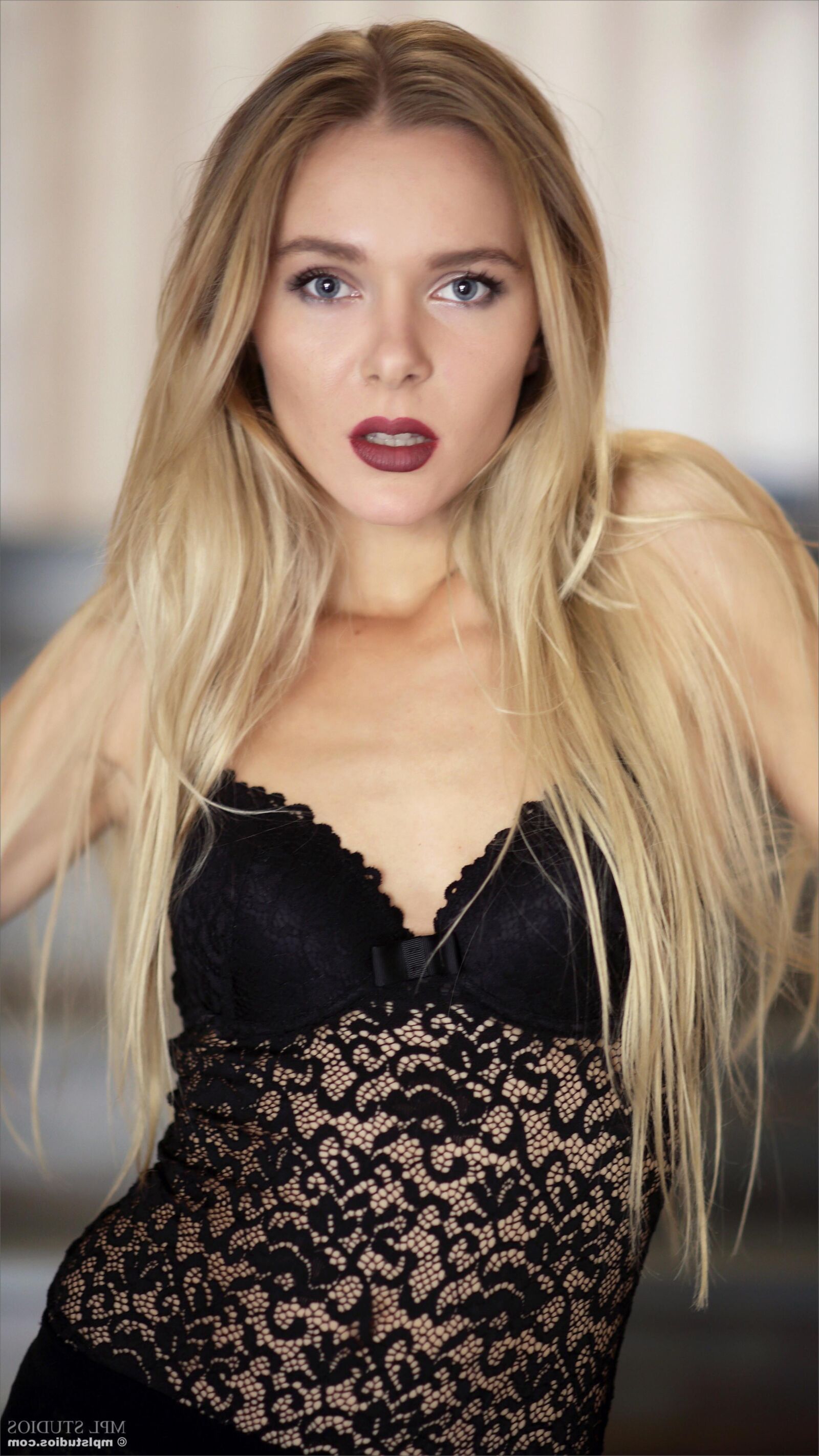 Karissa Diamond saindo