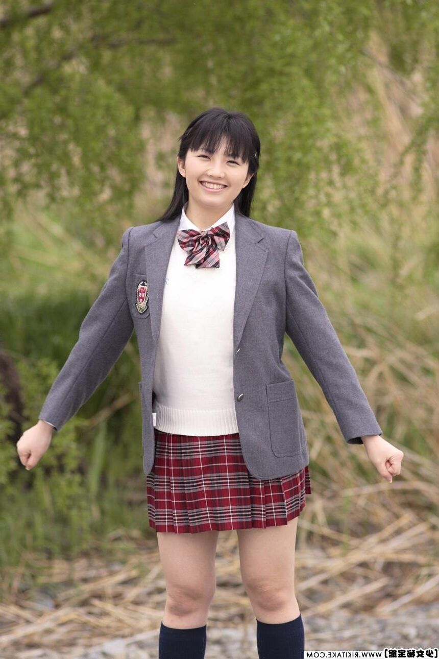 Japanisches Nacktmodell Mika Hanai