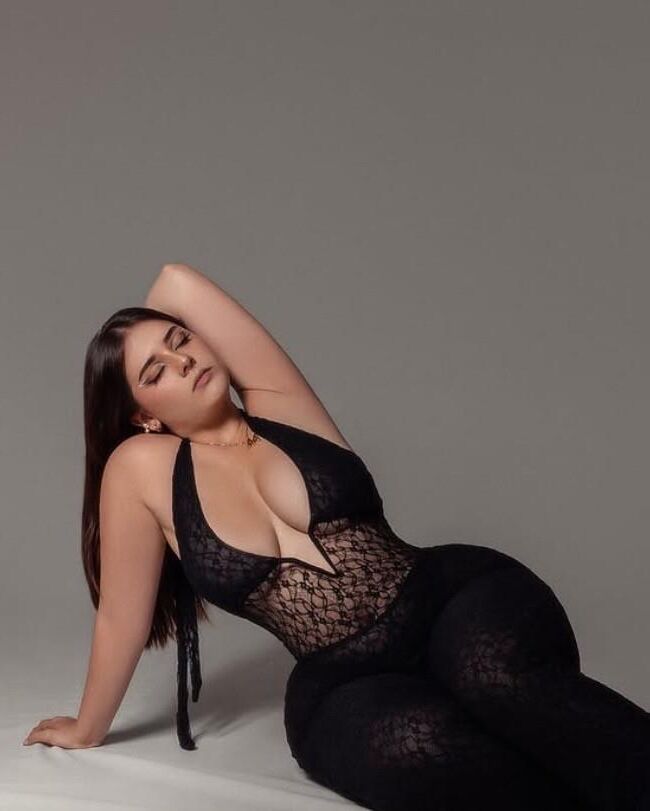 Mariana Big Culo Big Boily Beauty Morette Girl Mezcle Hot Shots