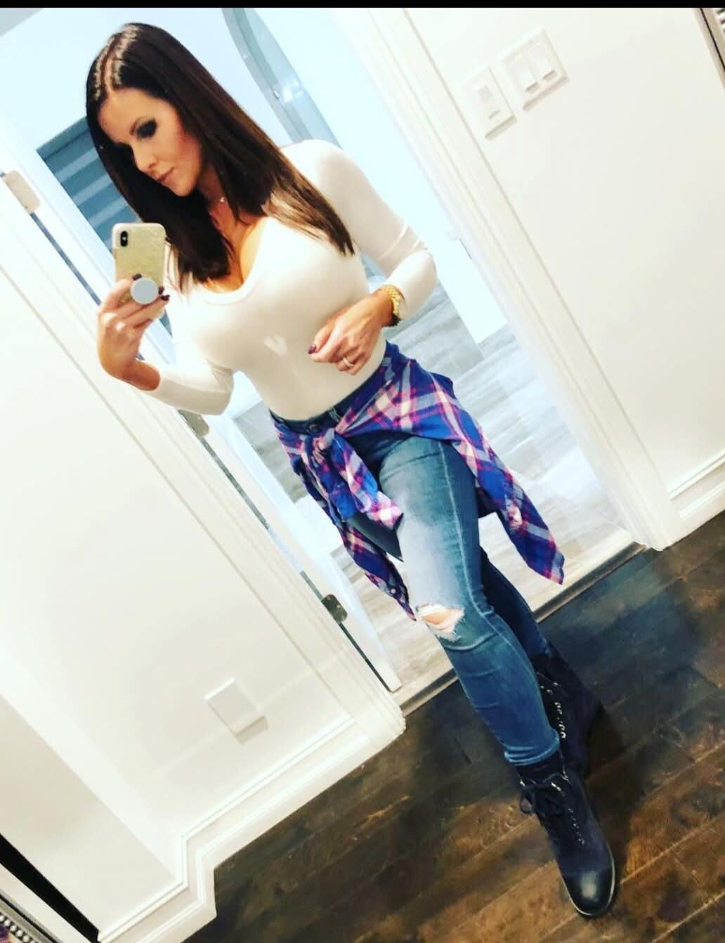 Bimbo Fit Milf мама
