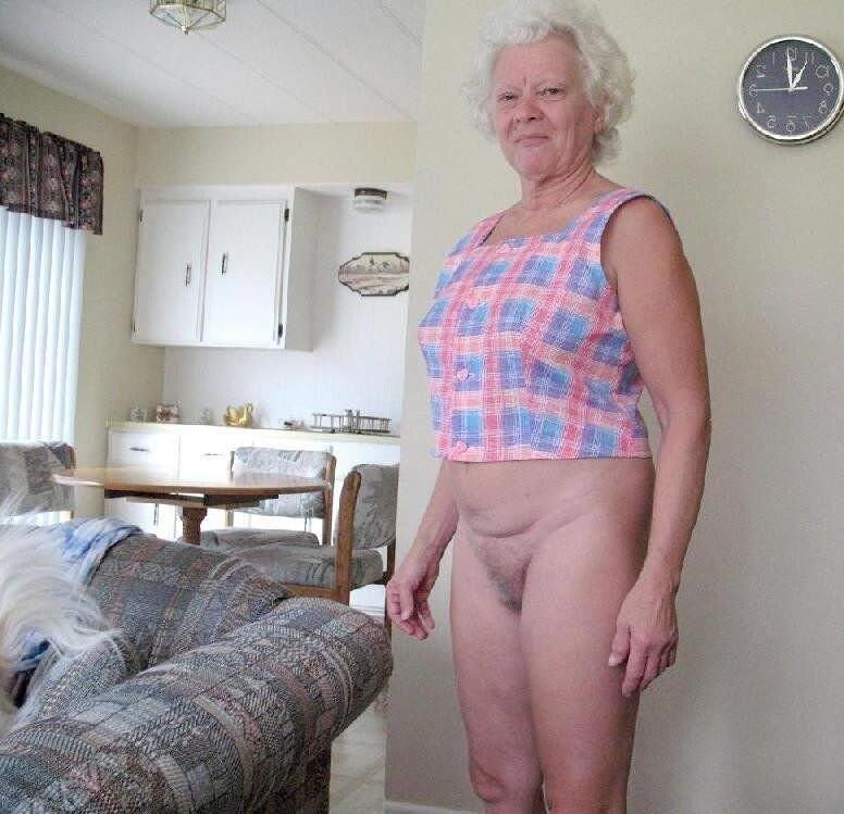 Supreme Granny Qui est-elle?
