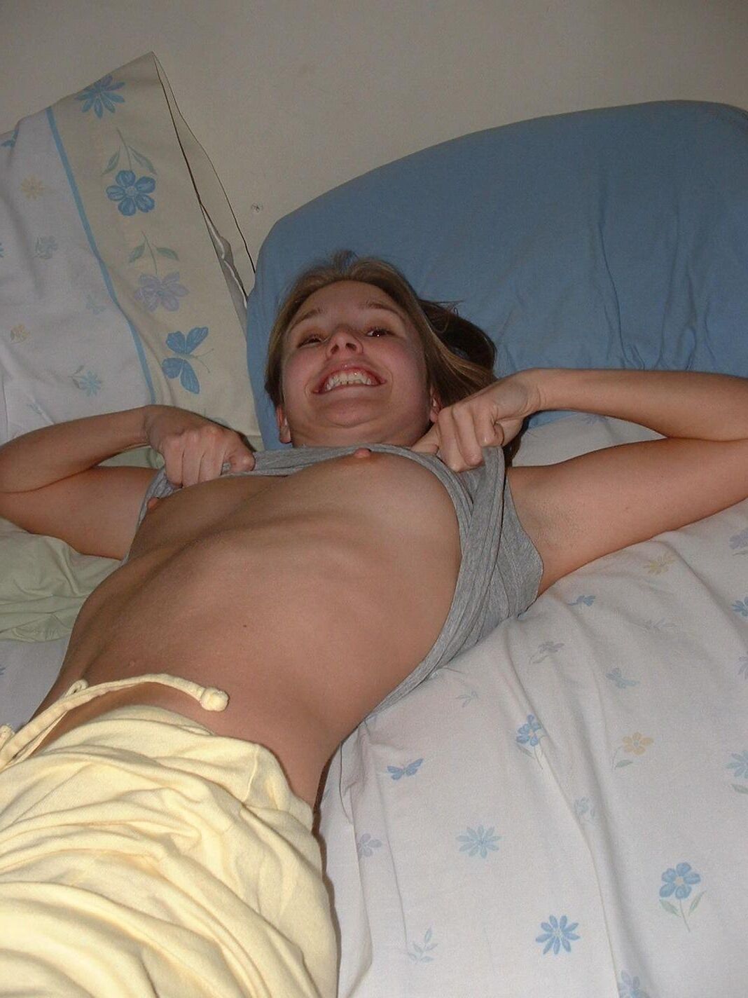 Preciosa pareja joven