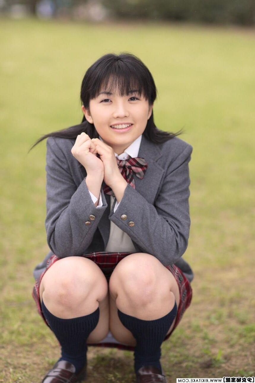 Japanisches Nacktmodell Mika Hanai