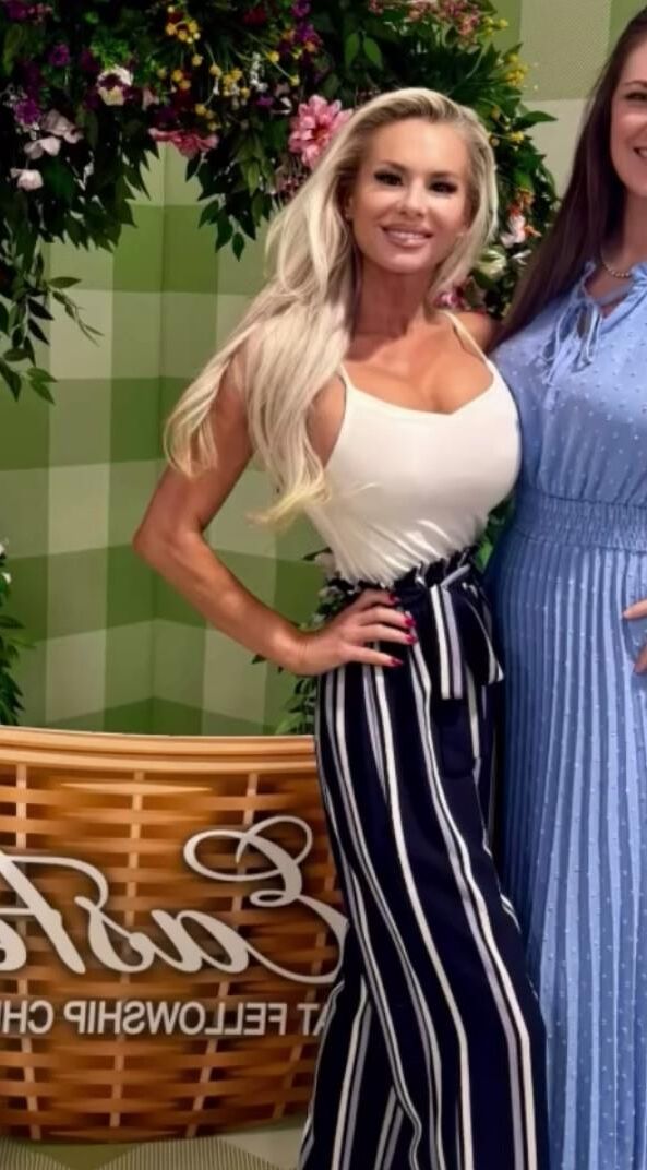Bimbo Milf Mama