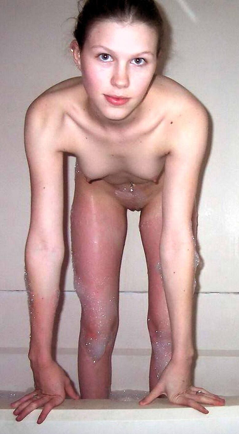 Dans la salle de bain xxxiv