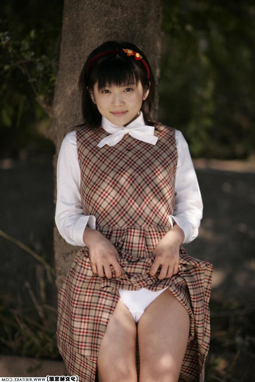 Japanisches Nacktmodell Yuria Hidaka