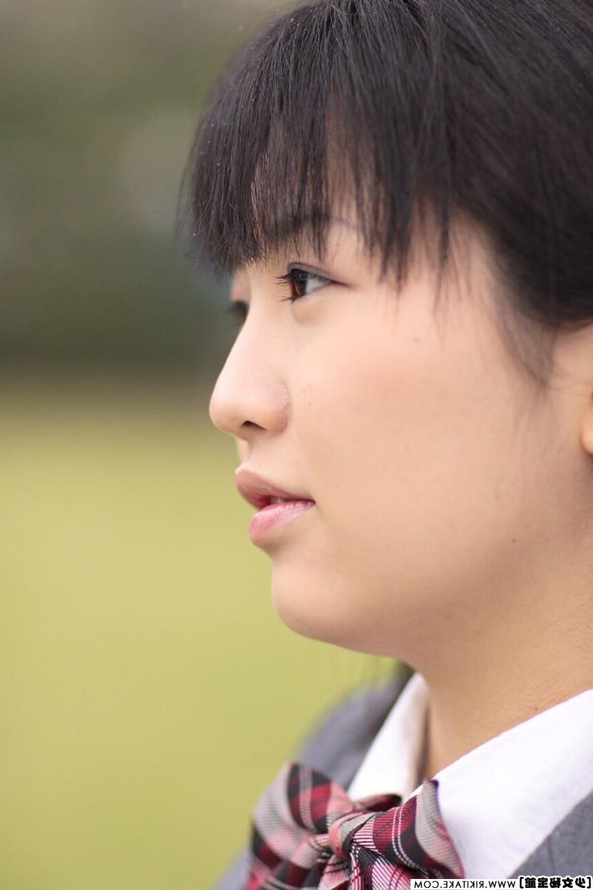 Japanisches Nacktmodell Mika Hanai