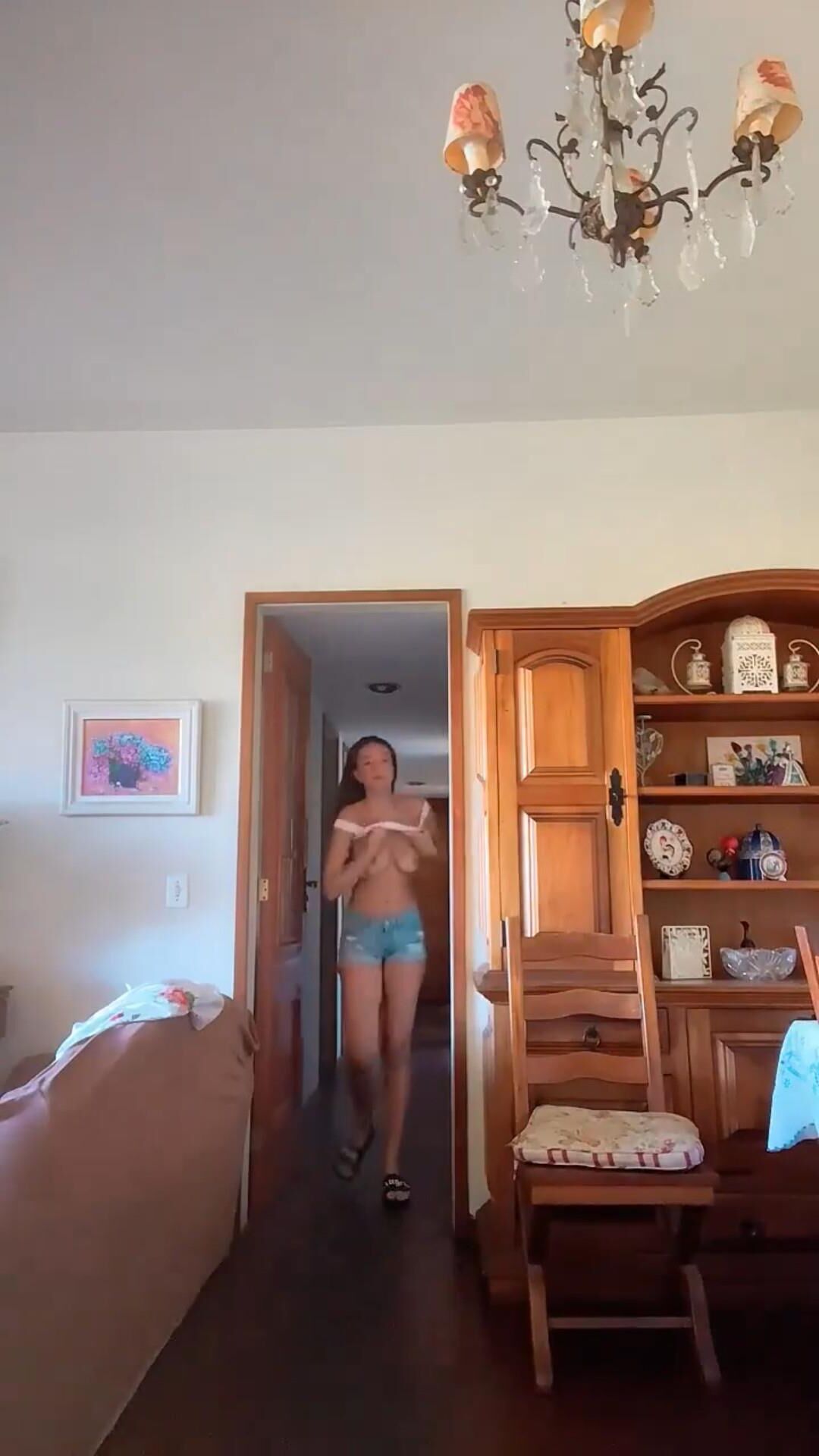 Elle a oublié que son appareil photo était sur