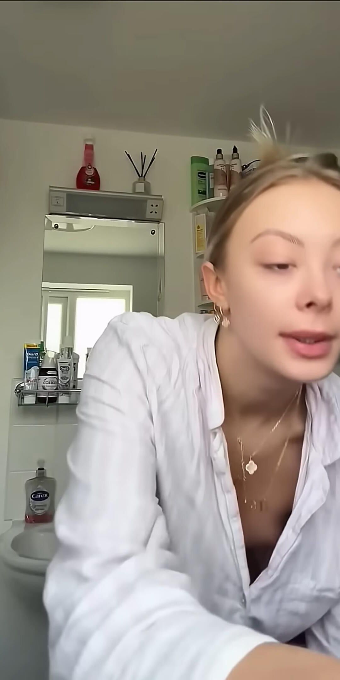 Даунза на YouTube