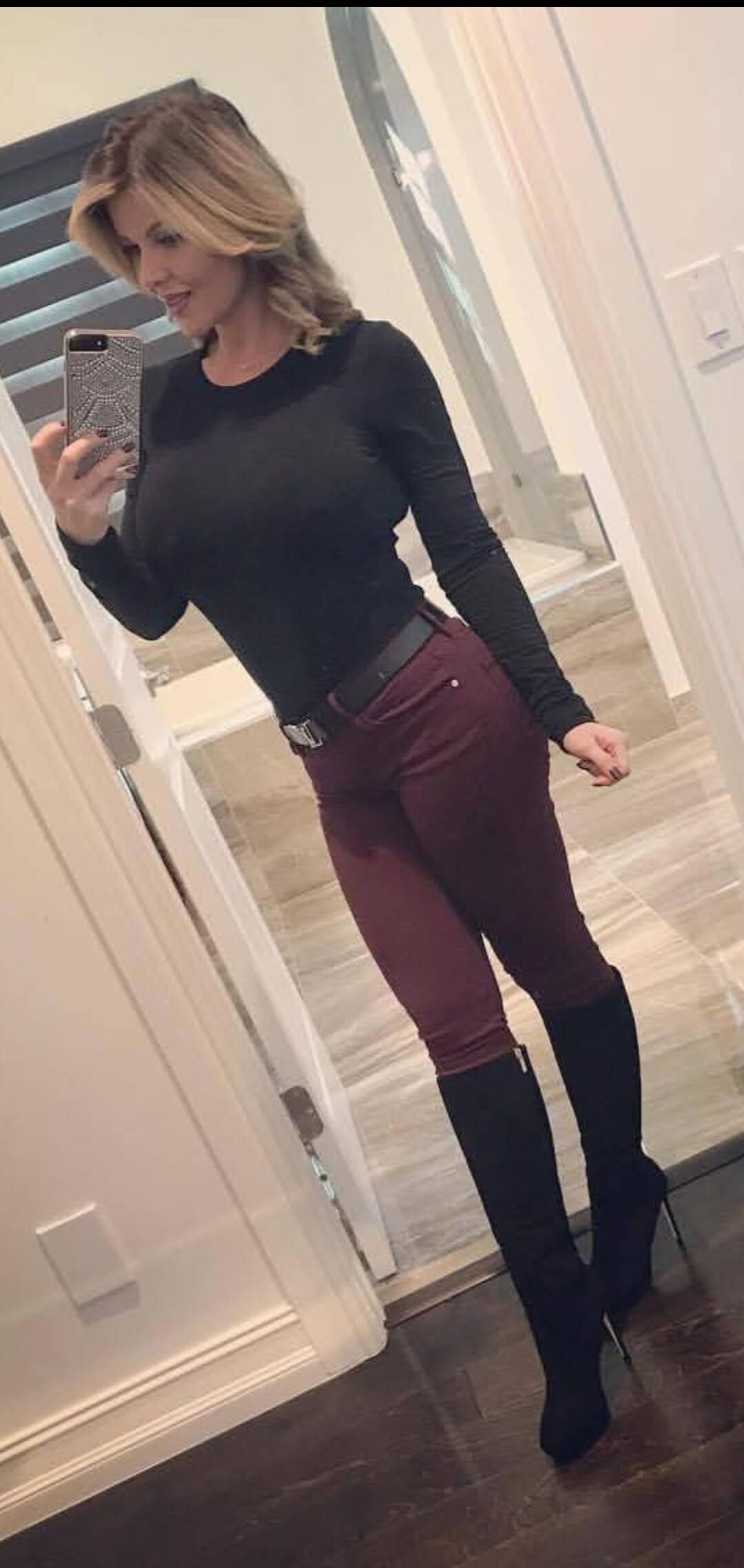 Bimbo Fit Milf мама