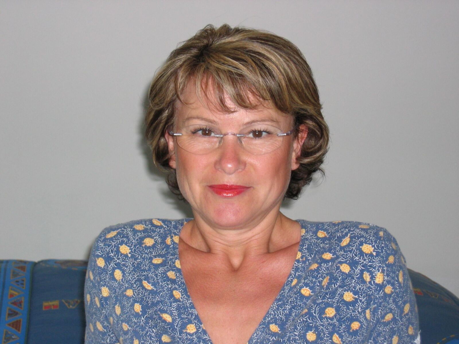 Trois milfs salopes dans ce mélange.