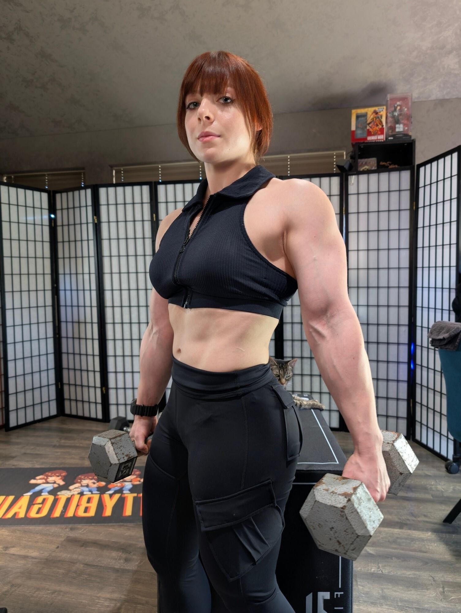 Muscle Girls Thicc and Powerful