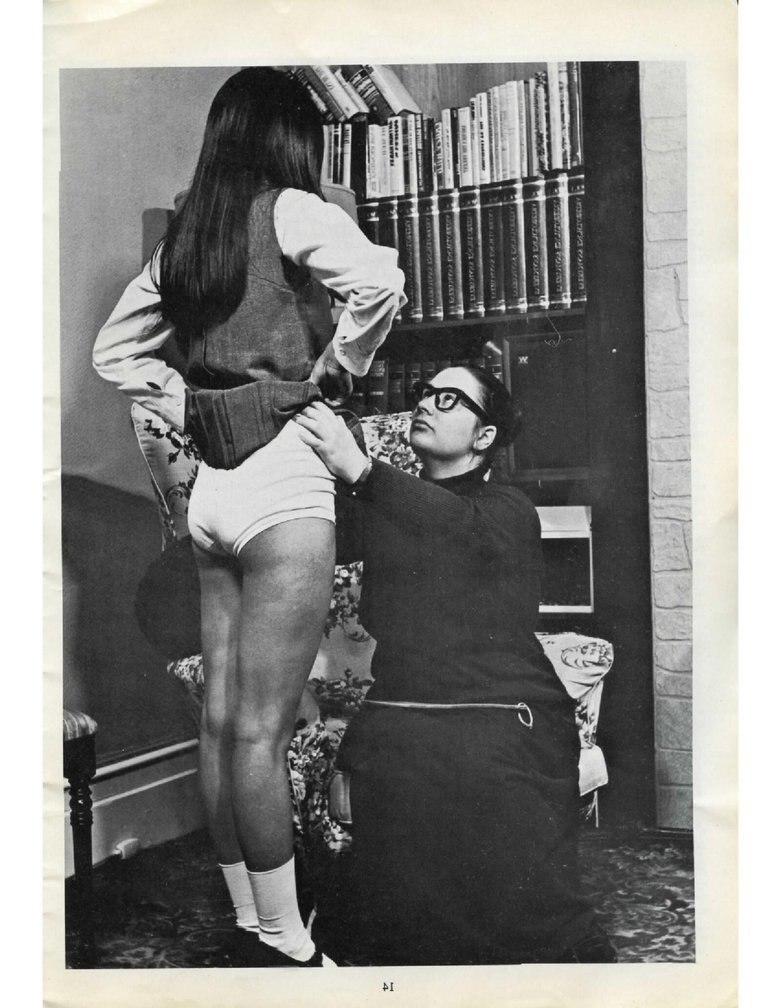 Retro Spanking Martinet Spanking Special
