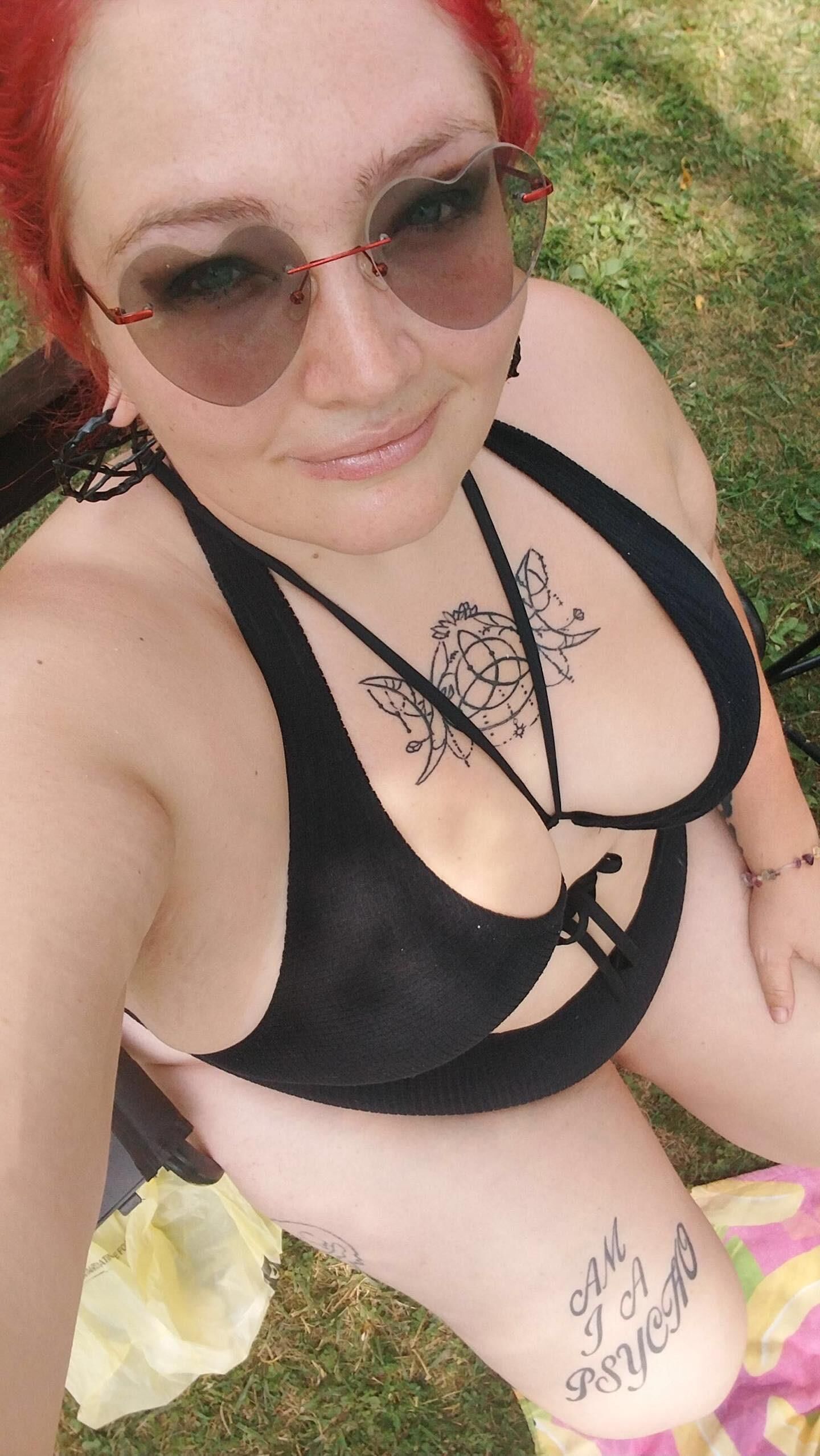 evilteddybearqueen on Insta she sells too 