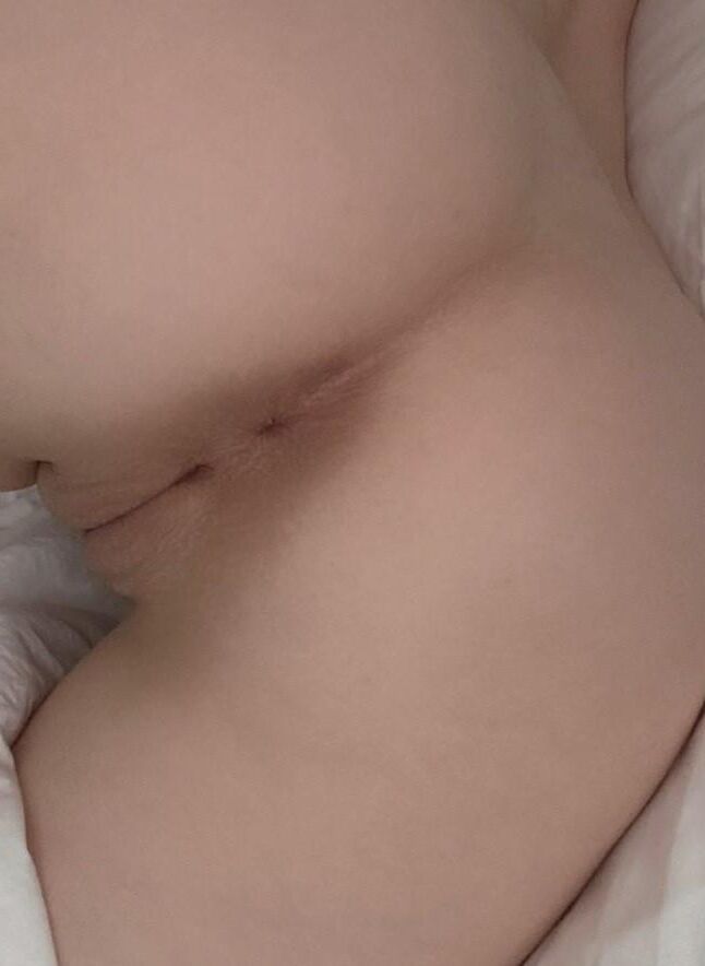 Slut White Thin Latina Aline Exposing Her Pussy Save and Share