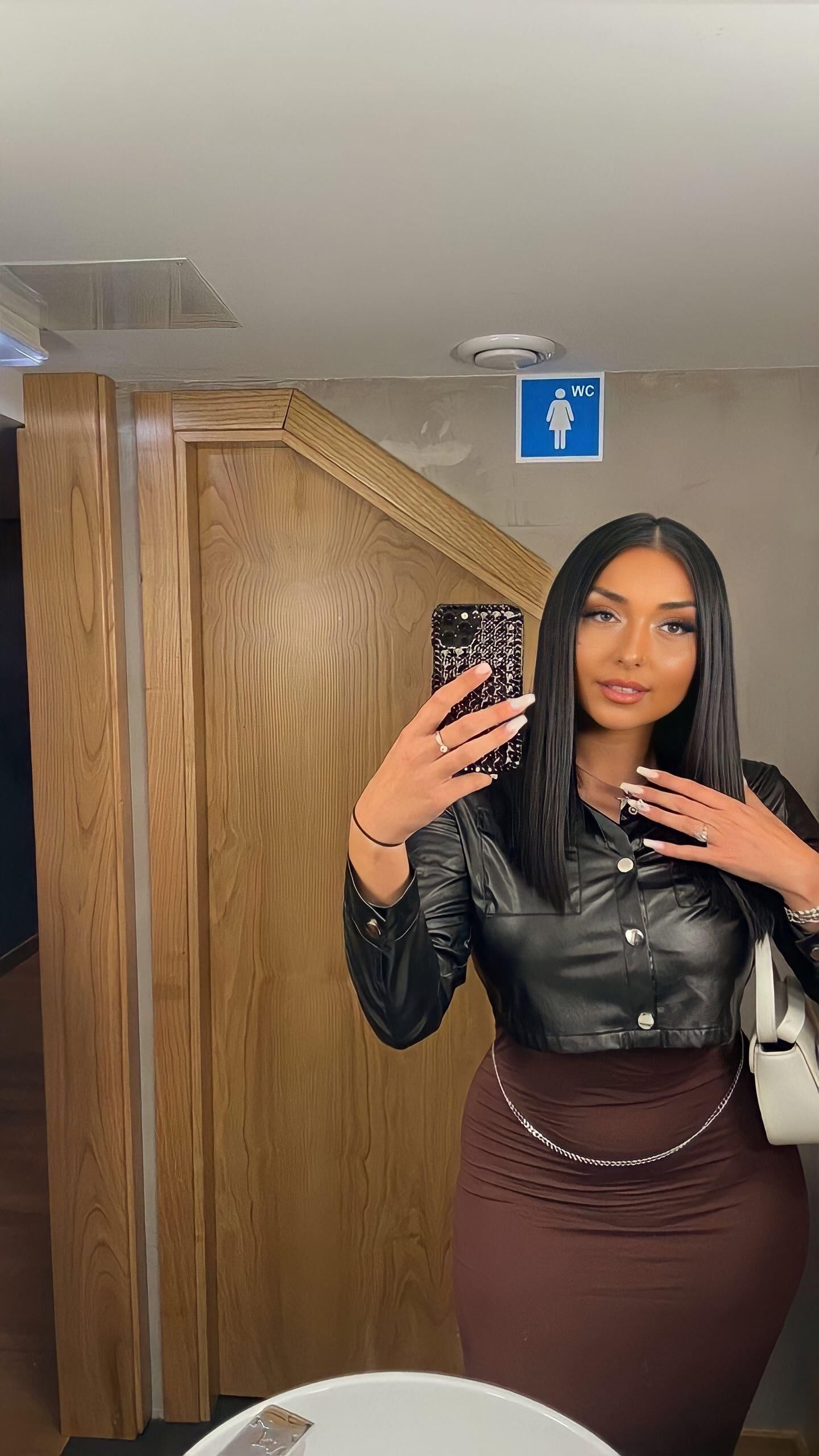 romanian sexy girl