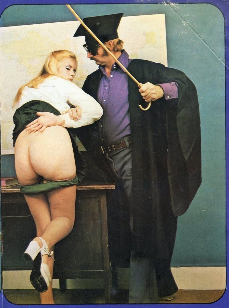 Retro Spanking Martinet Volume Number 