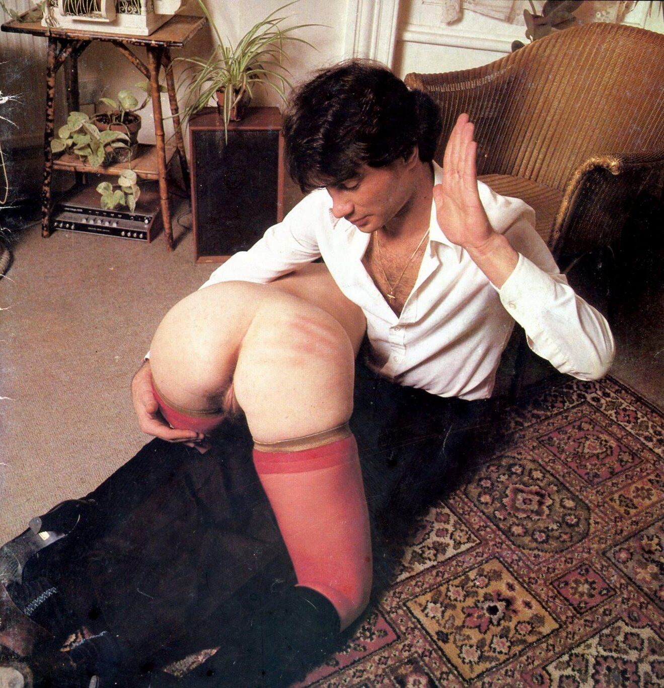 Retro Spanking Martinet Volume Number 