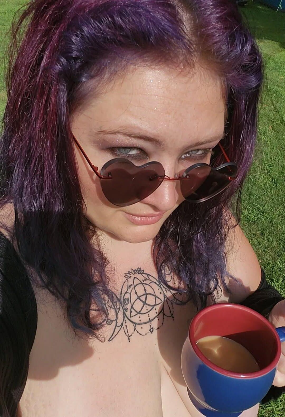 evilteddybearqueen on Insta she sells too 