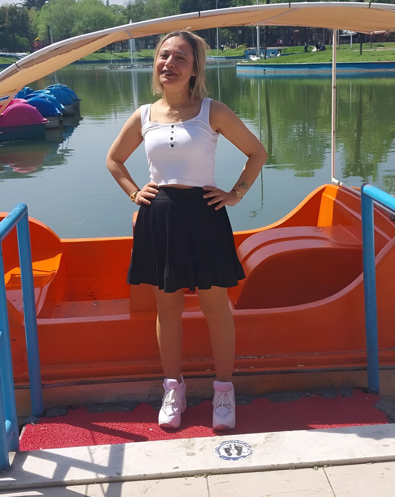 Türkische reife Dame Bilder