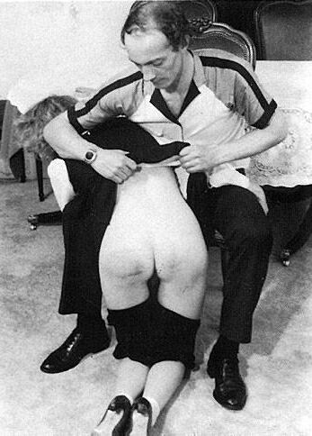 Retro Spanking Martinet Volume Number 