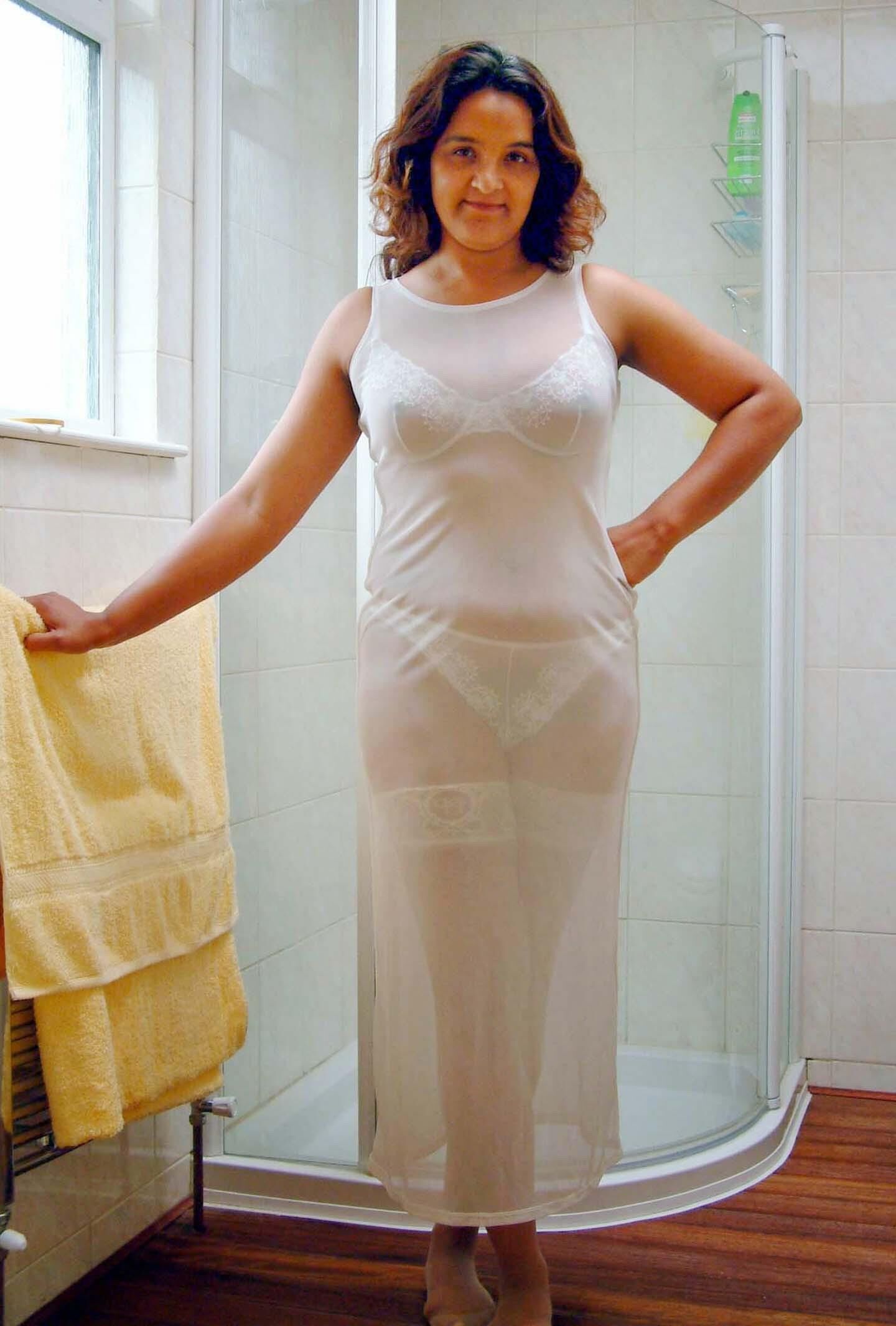 Experimente a roupa de discoteca
